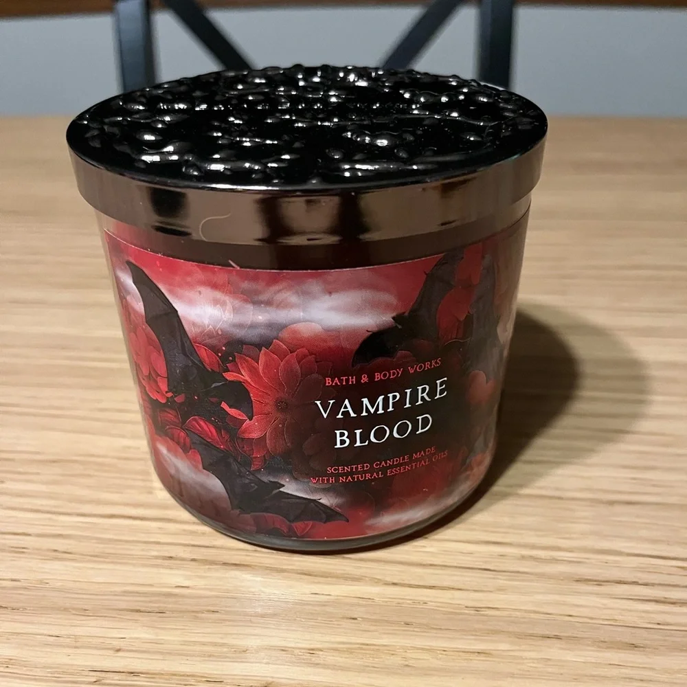 Bath & Body Works 3 Wick Candle. Vampire  Blood.